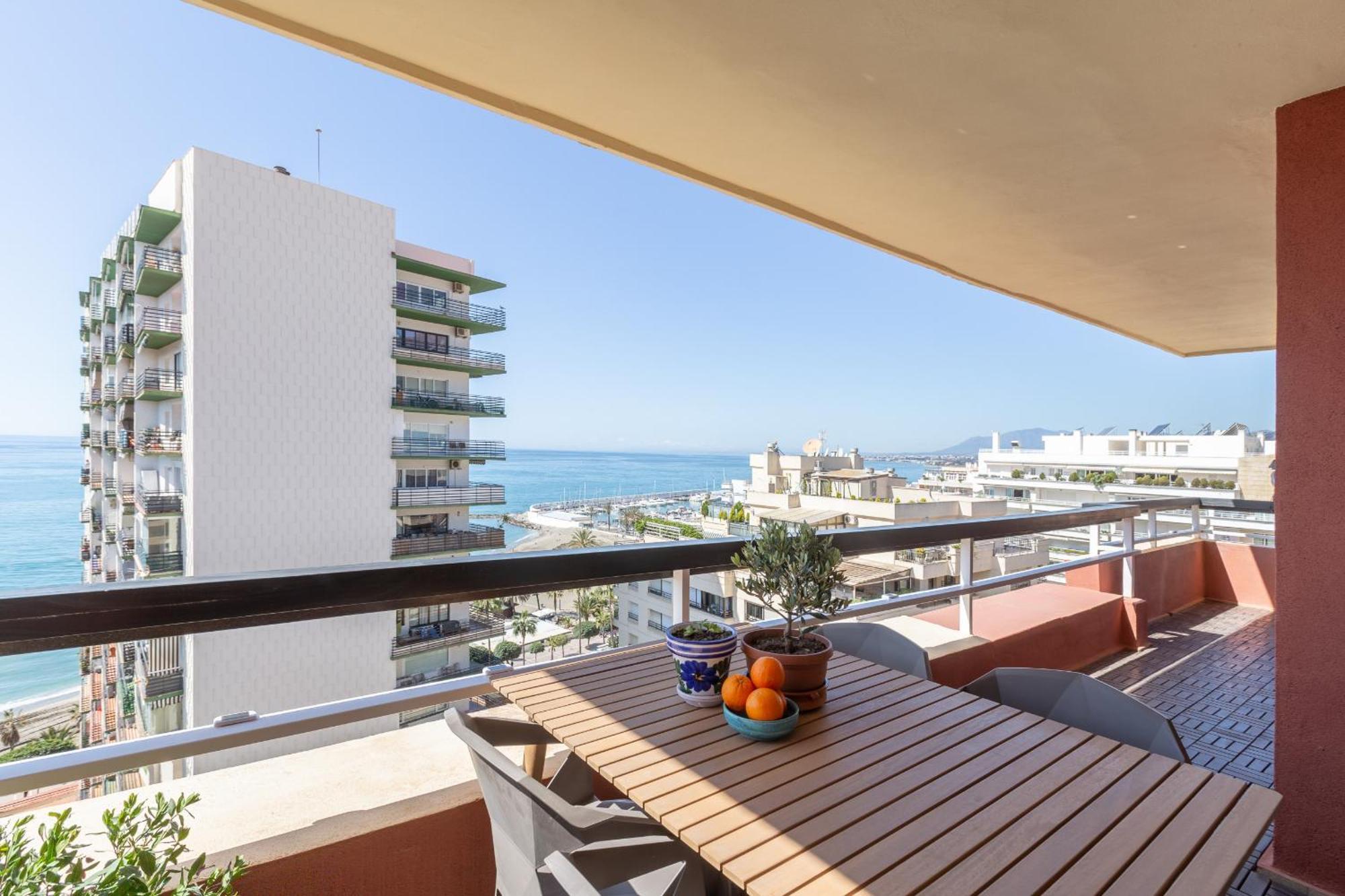Port Beachfront - Eaw Homes Appartement *