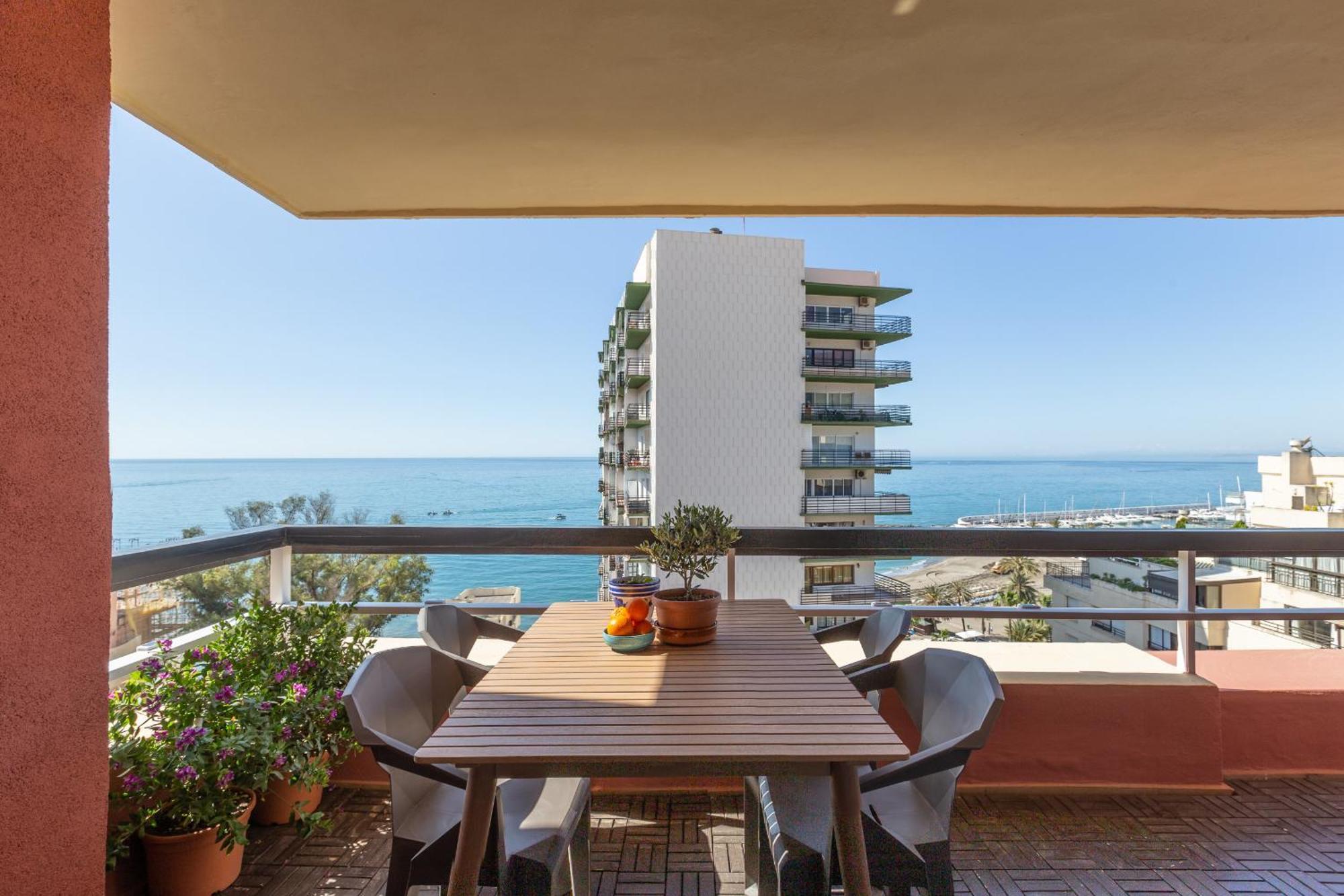 Port Beachfront - Eaw Homes Appartement
